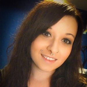 Meet your Posher, Makenzie